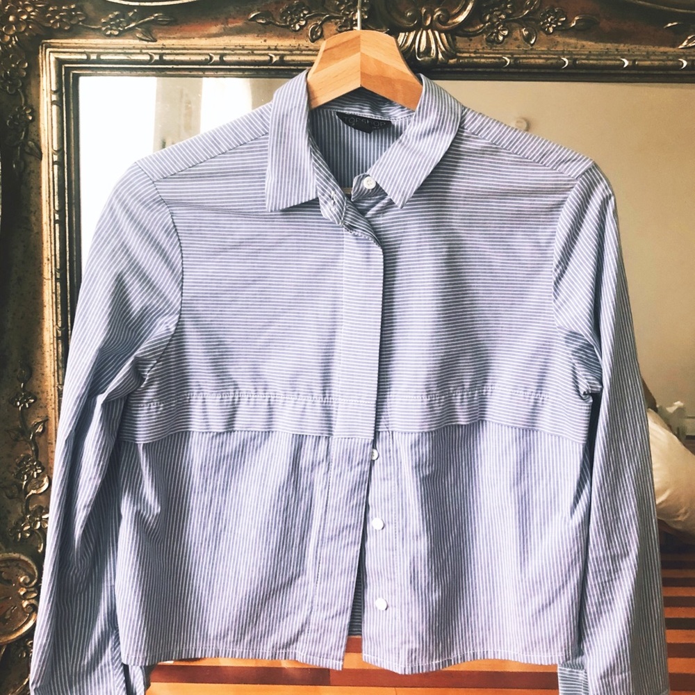 Topshop Cropped Button Up